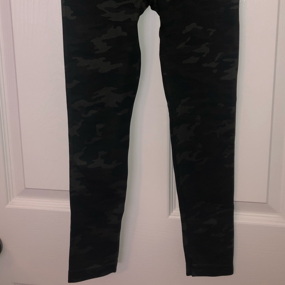 Spanx leggings (XS) - Picture 7 of 7